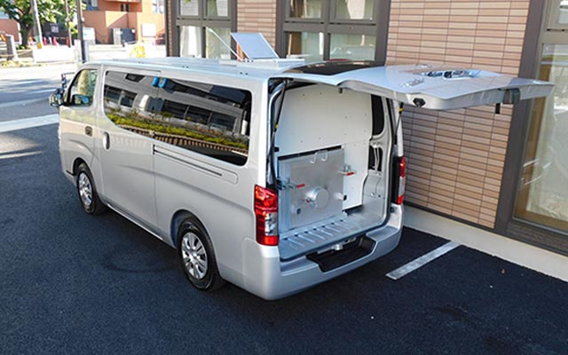送迎車